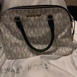 Michael Kors small purse